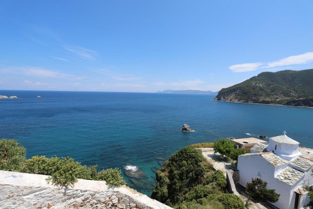 Villea Seaview Apartments Скопелос Экстерьер фото